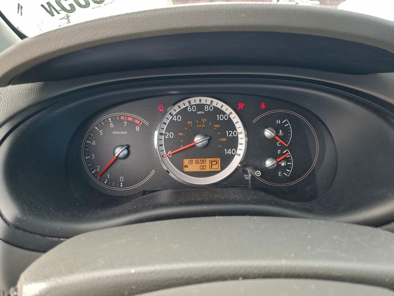 2009 NISSAN QUEST S photo 9
