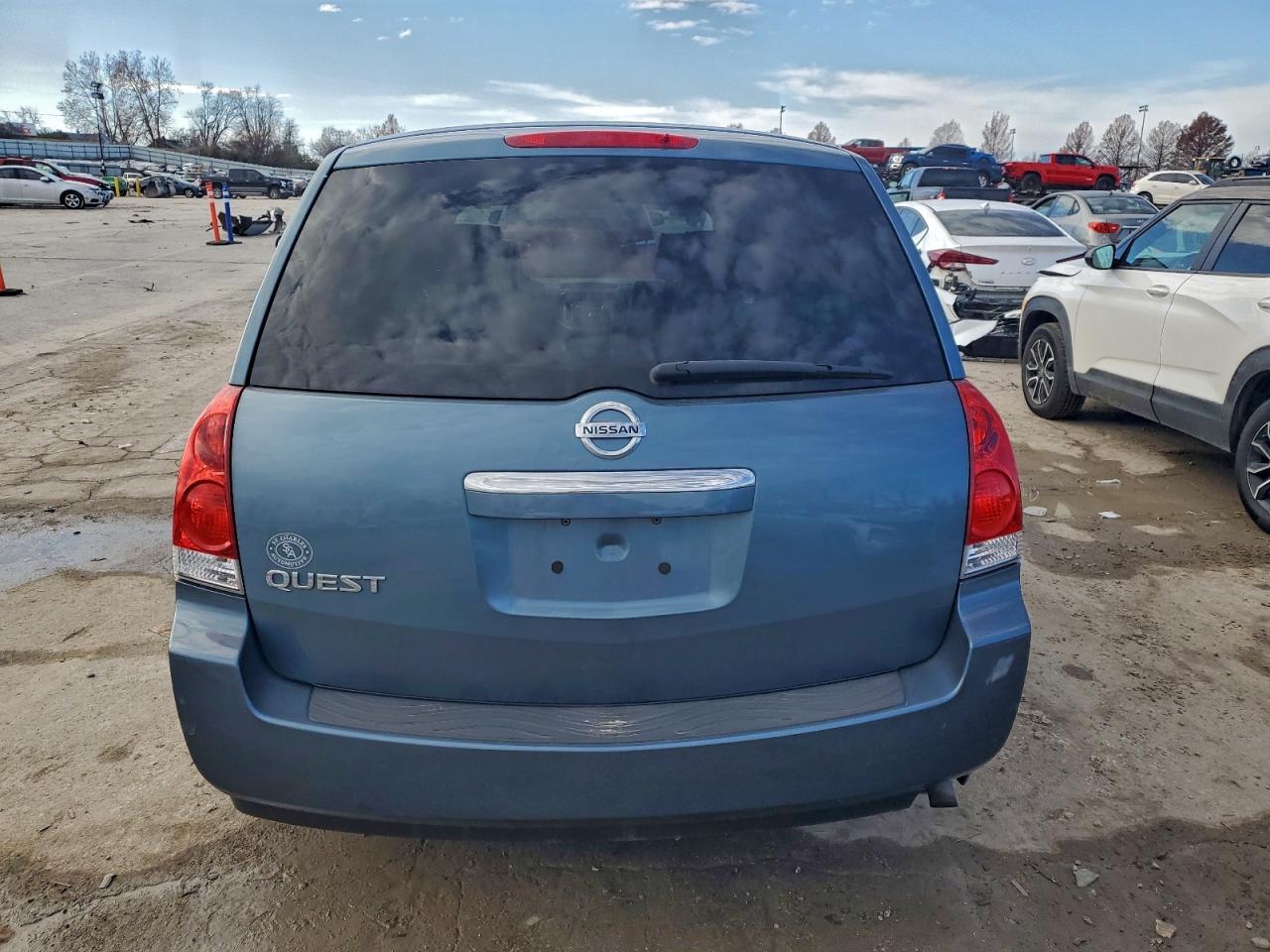 2009 NISSAN QUEST S photo 6