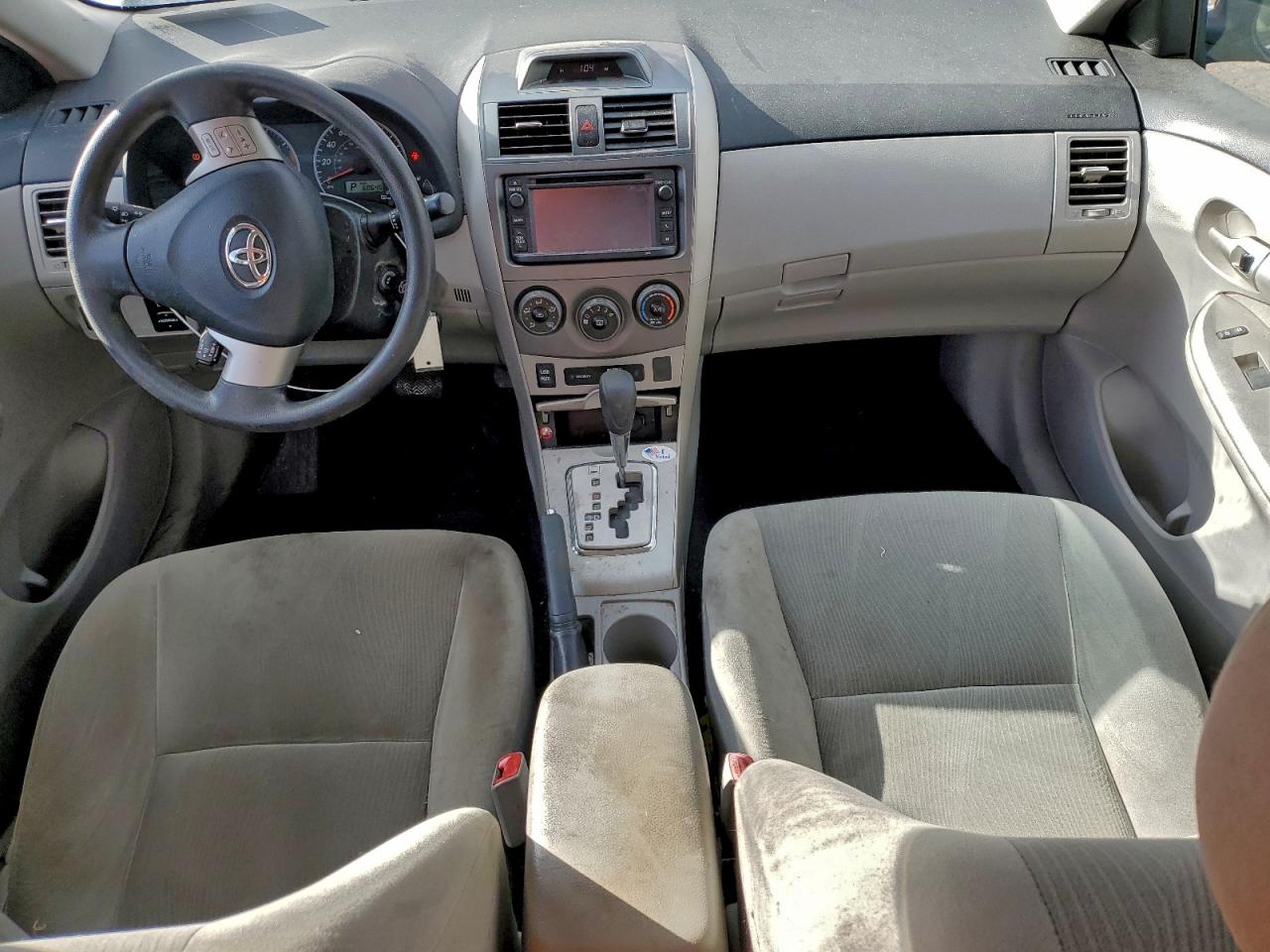 2013 TOYOTA COROLLA BASE photo 22