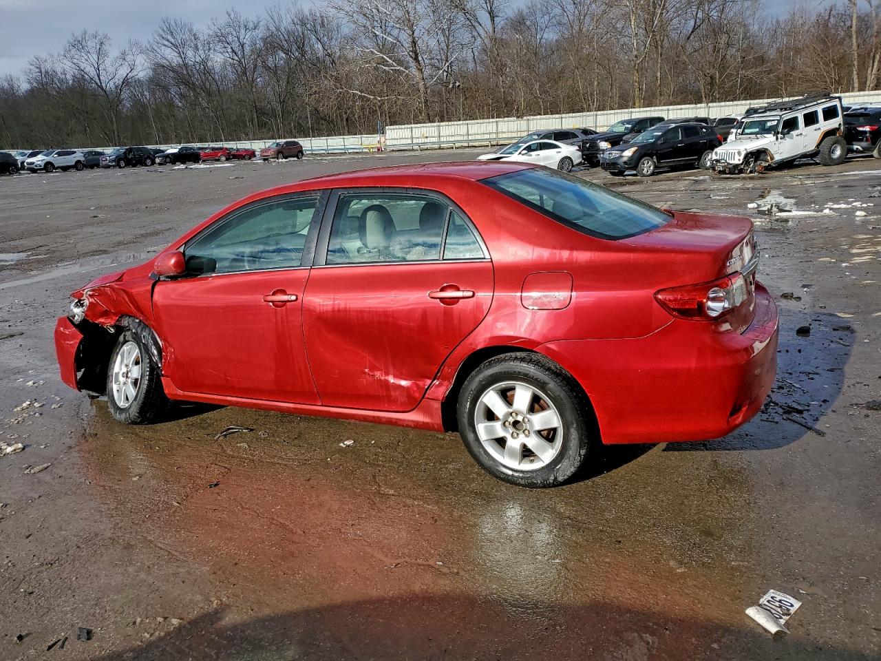 2013 TOYOTA COROLLA BASE photo 4