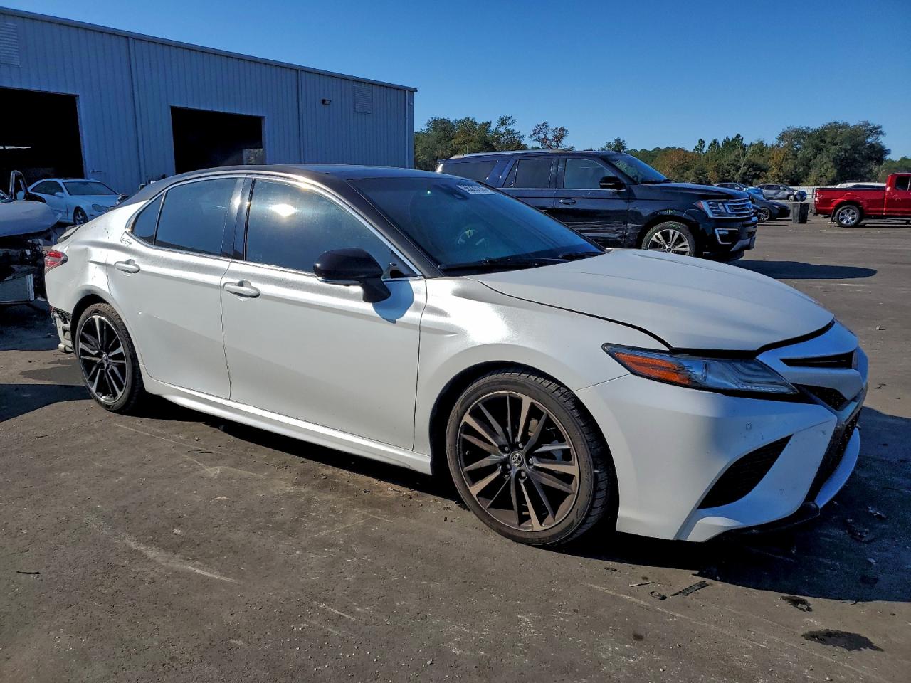 2018 TOYOTA CAMRY XSE photo 7