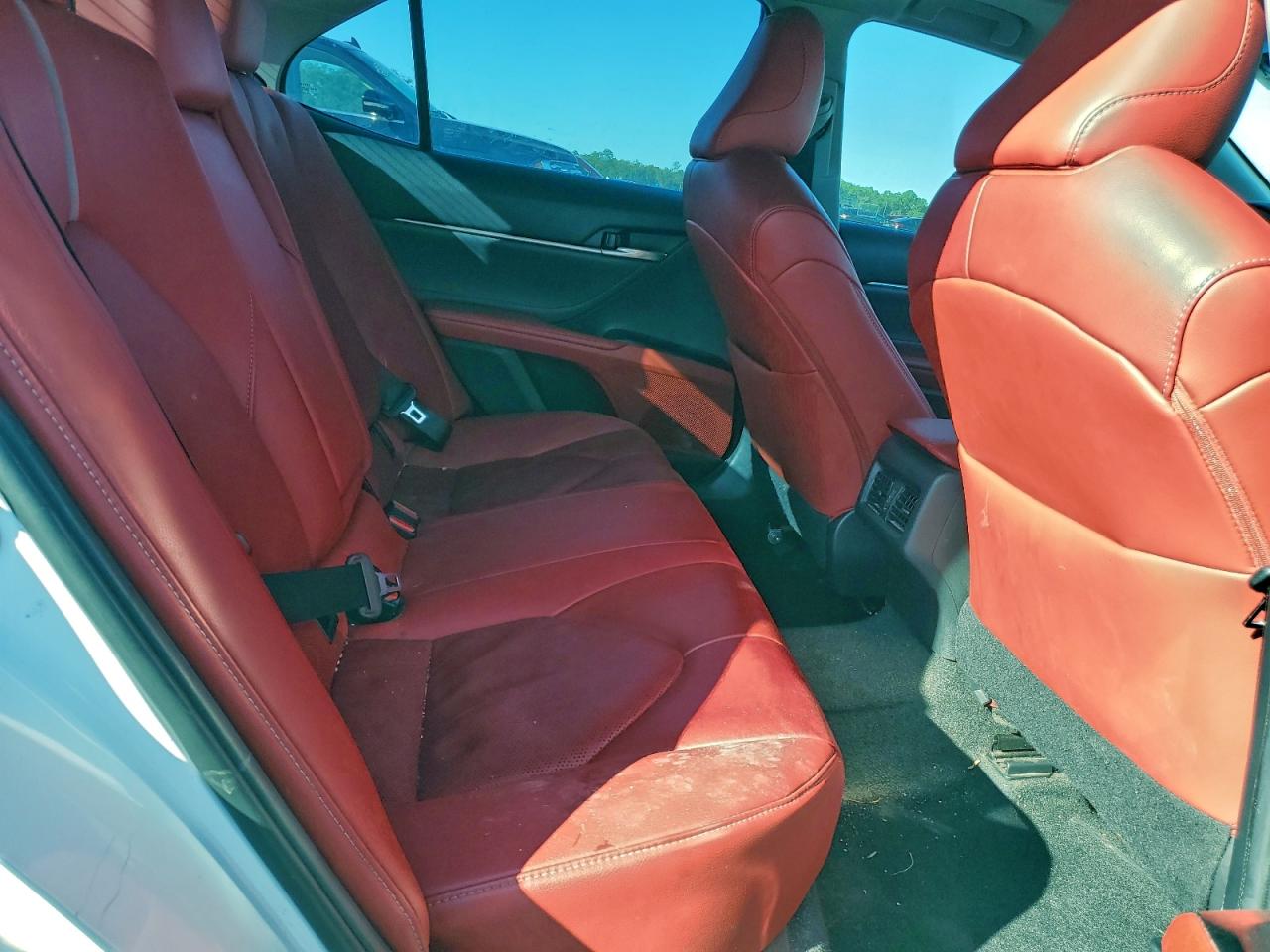2018 TOYOTA CAMRY XSE photo 19