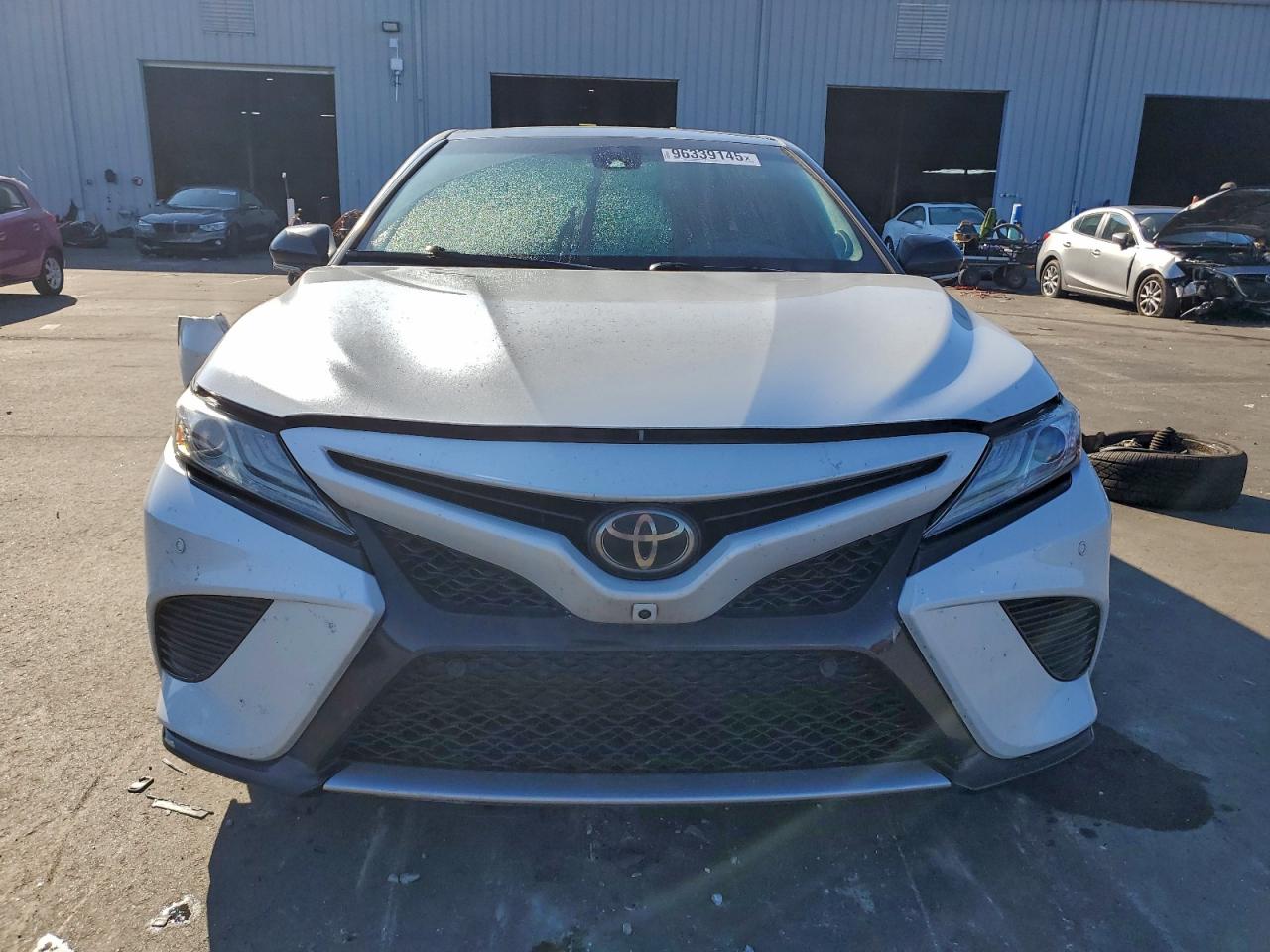2018 TOYOTA CAMRY XSE photo 9