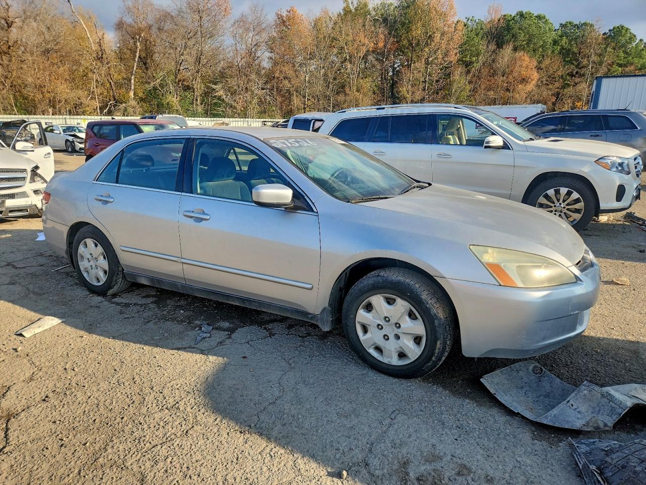 2003 HONDA ACCORD LX photo 4