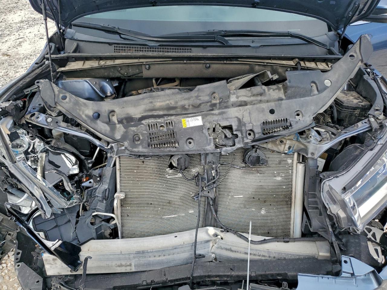 2019 TOYOTA HIGHLANDER LIMITED photo 23