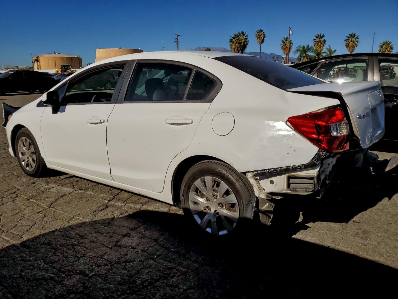 2012 HONDA CIVIC LX photo 3