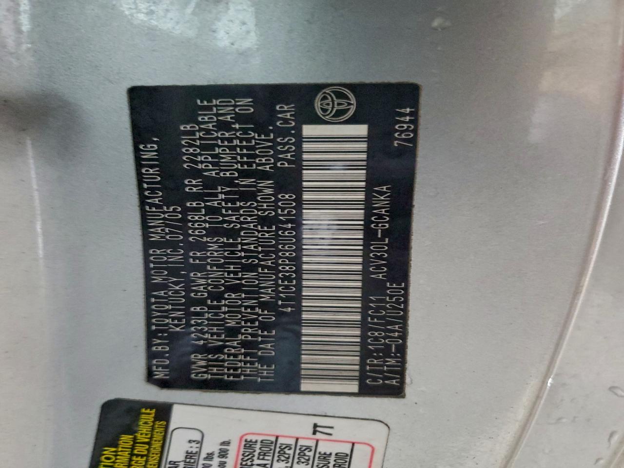 2006 TOYOTA CAMRY SOLARA SE photo 23