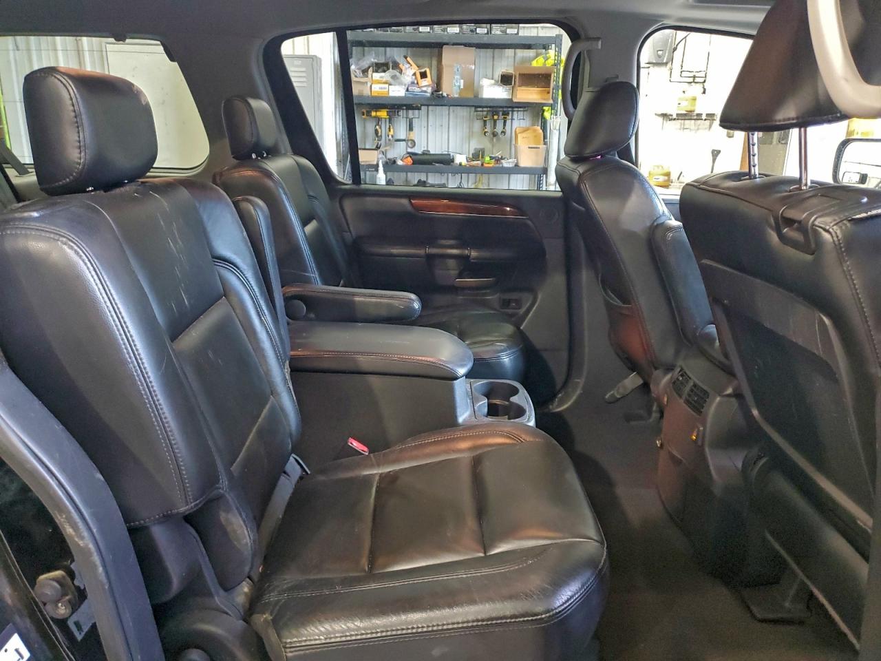 2008 INFINITI QX56 photo 11