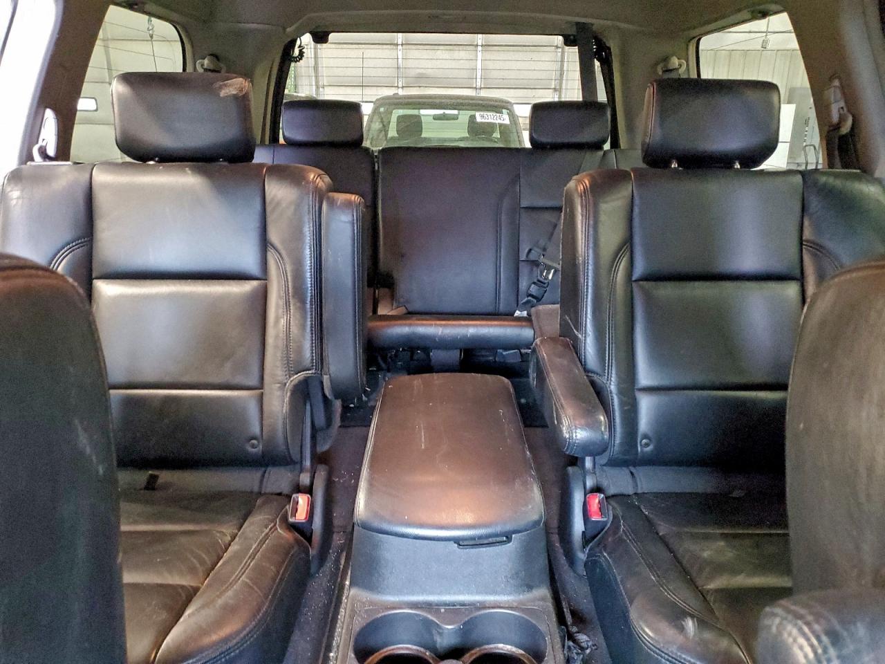 2008 INFINITI QX56 photo 10