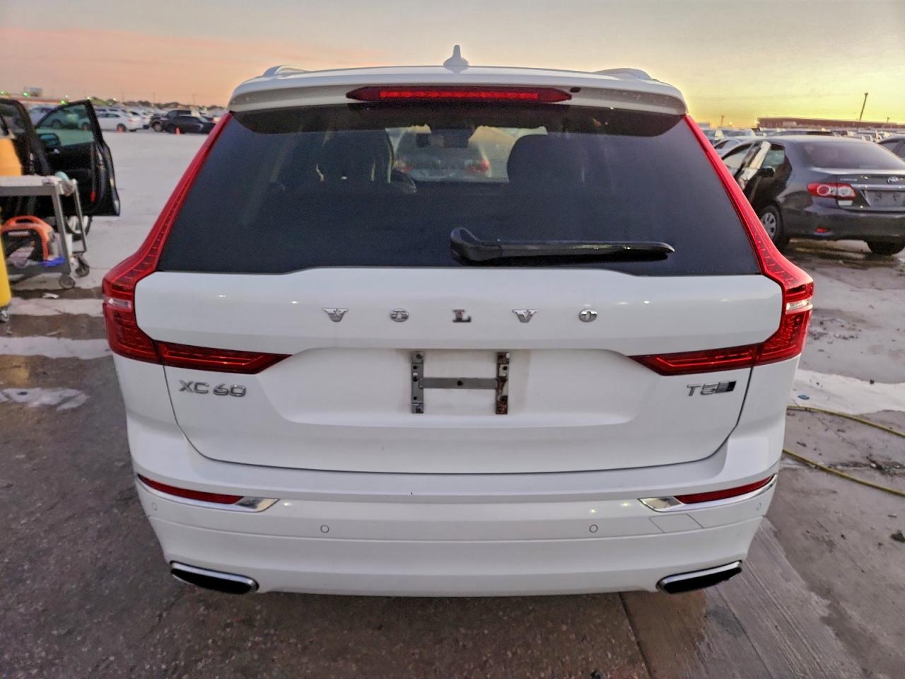 2019 VOLVO XC60 T5 INSCRIPTION photo 6