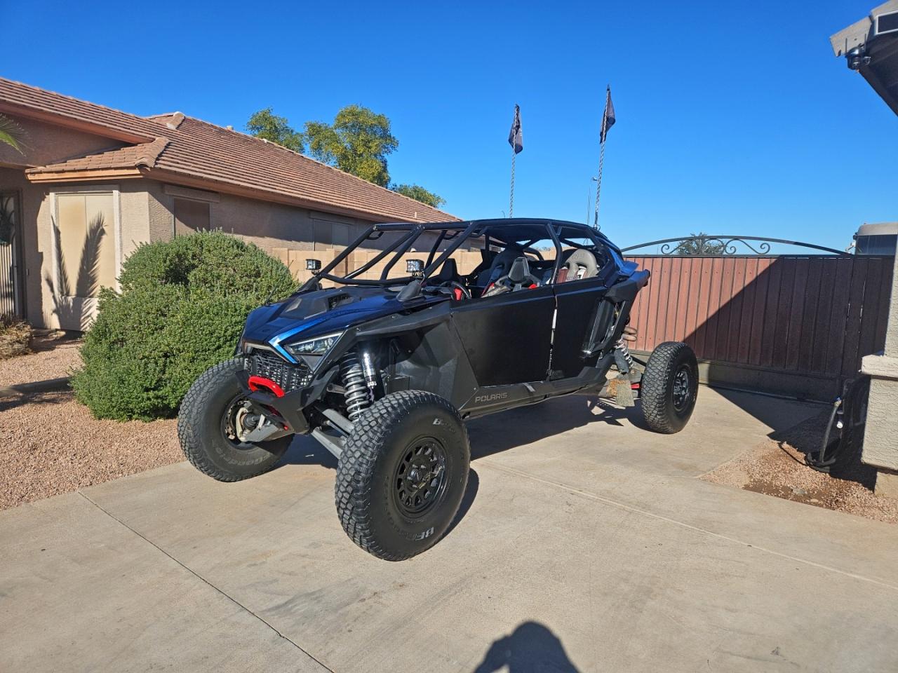 2022 POLARIS RZR PRO R 4 ULTIMATE LAUNCH EDITION photo 2