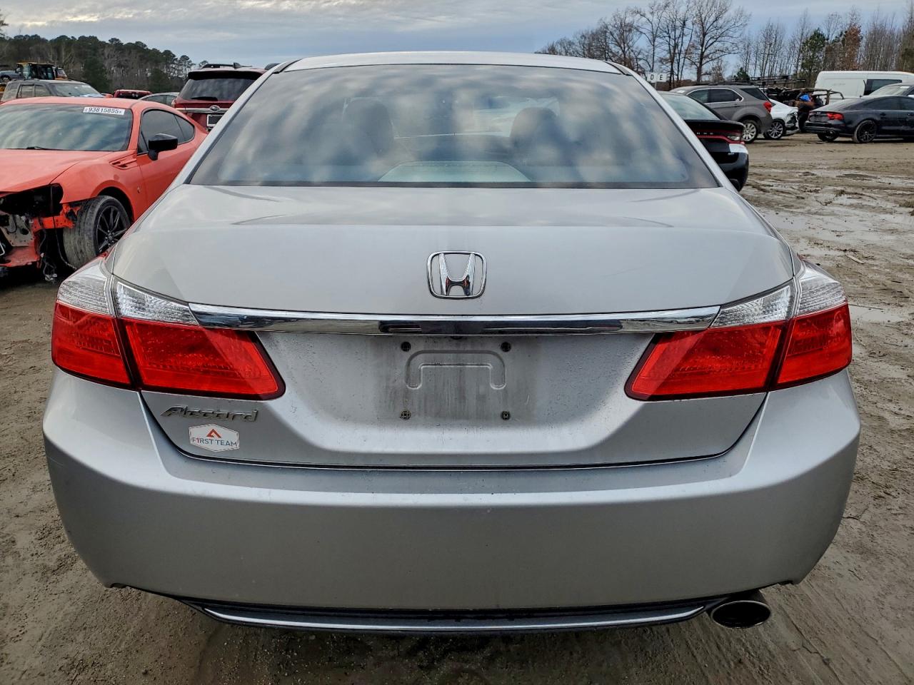 2013 HONDA ACCORD LX photo 6