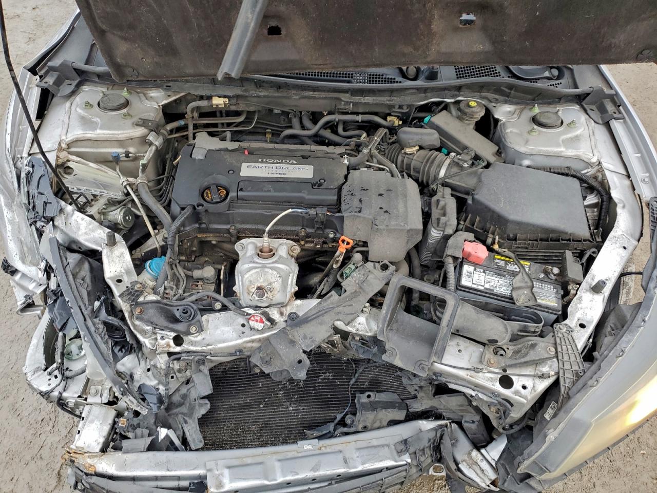 2013 HONDA ACCORD LX photo 11