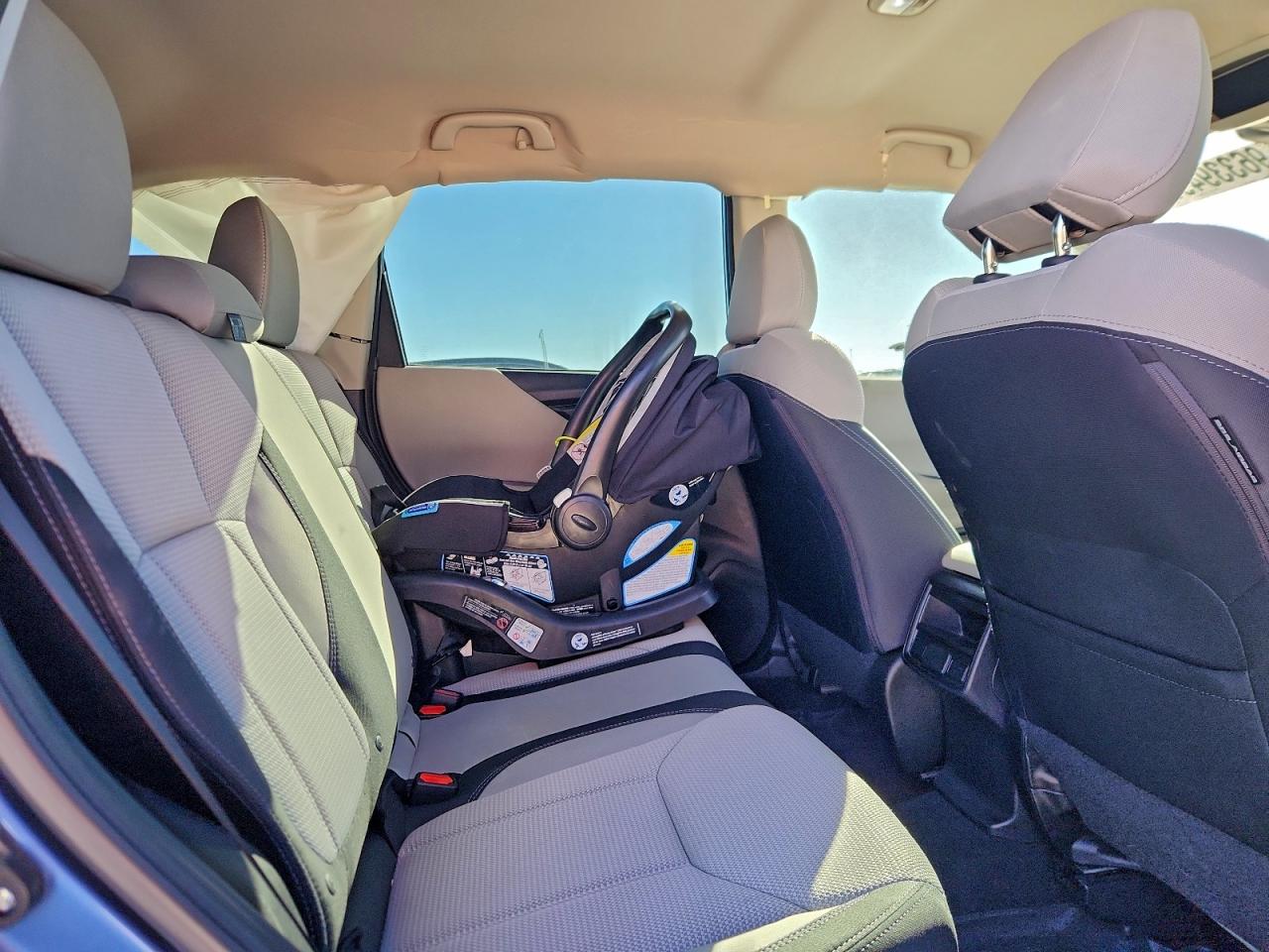 2024 SUBARU FORESTER photo 11