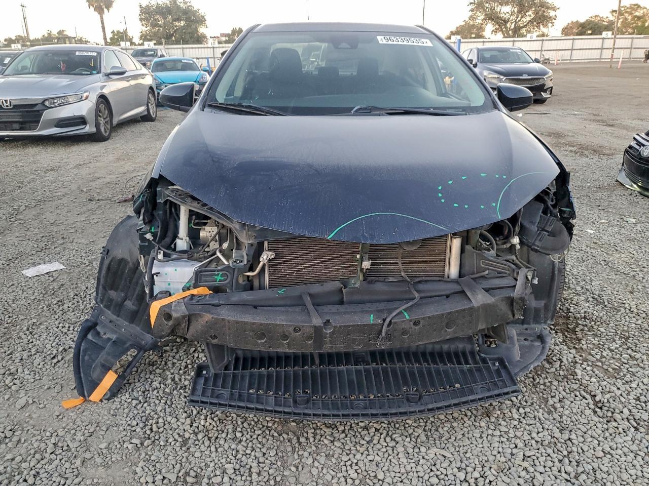 2018 TOYOTA COROLLA L photo 5