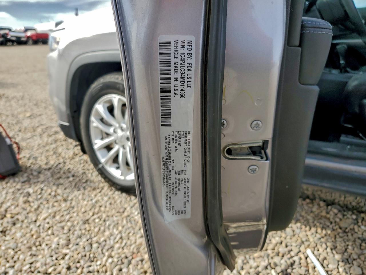 2021 JEEP CHEROKEE LATITUDE photo 13