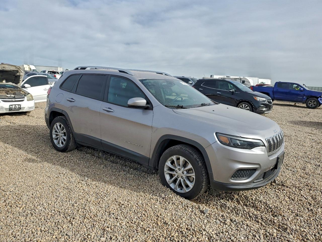 2021 JEEP CHEROKEE LATITUDE photo 4
