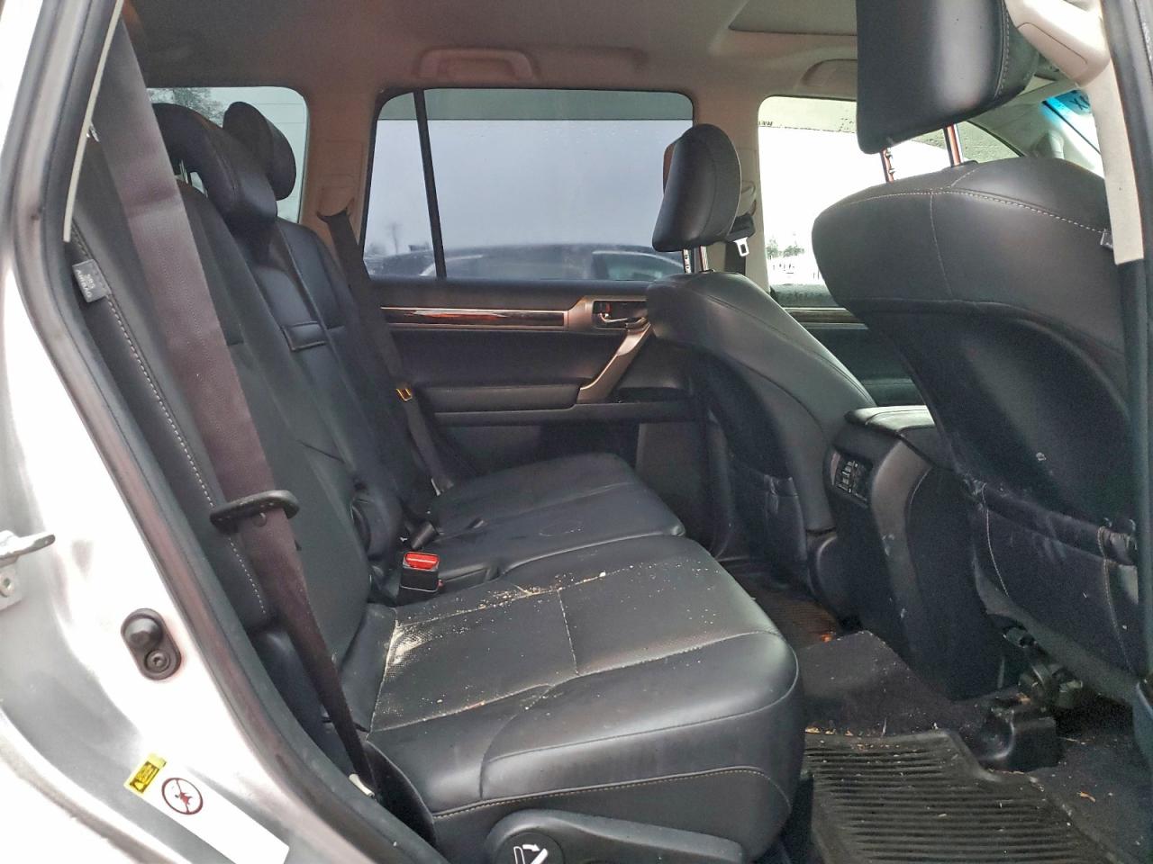 2015 LEXUS GX 460 photo 11