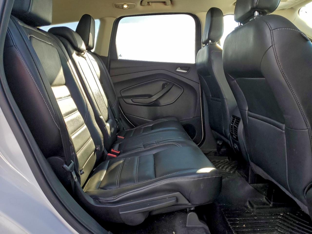2018 FORD ESCAPE SEL photo 31