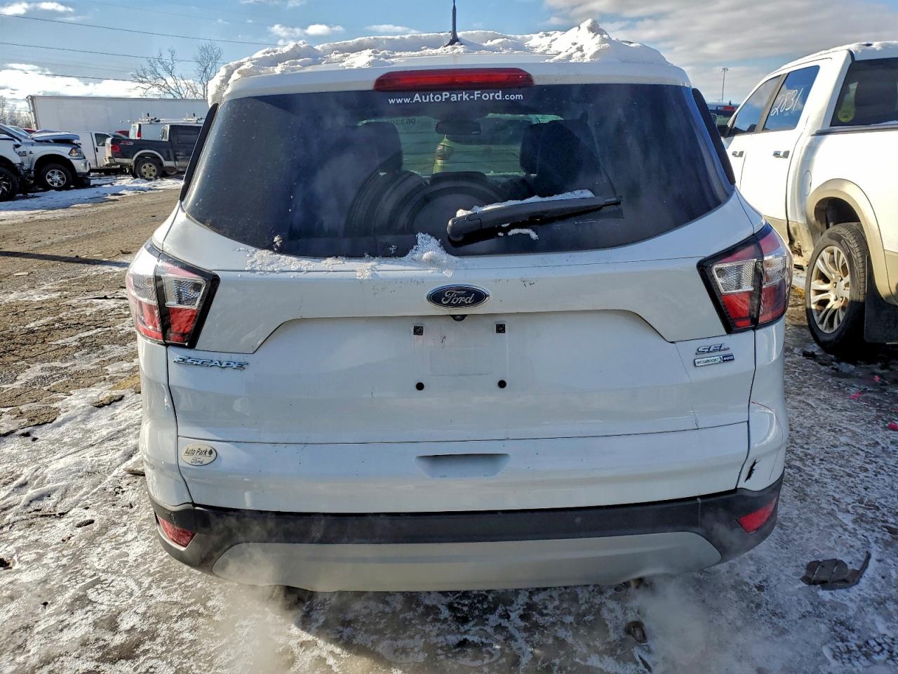 2018 FORD ESCAPE SEL photo 16