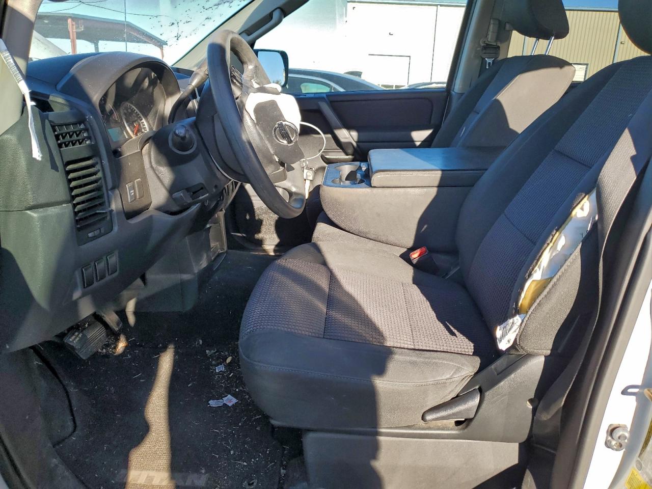 2012 NISSAN TITAN S photo 19