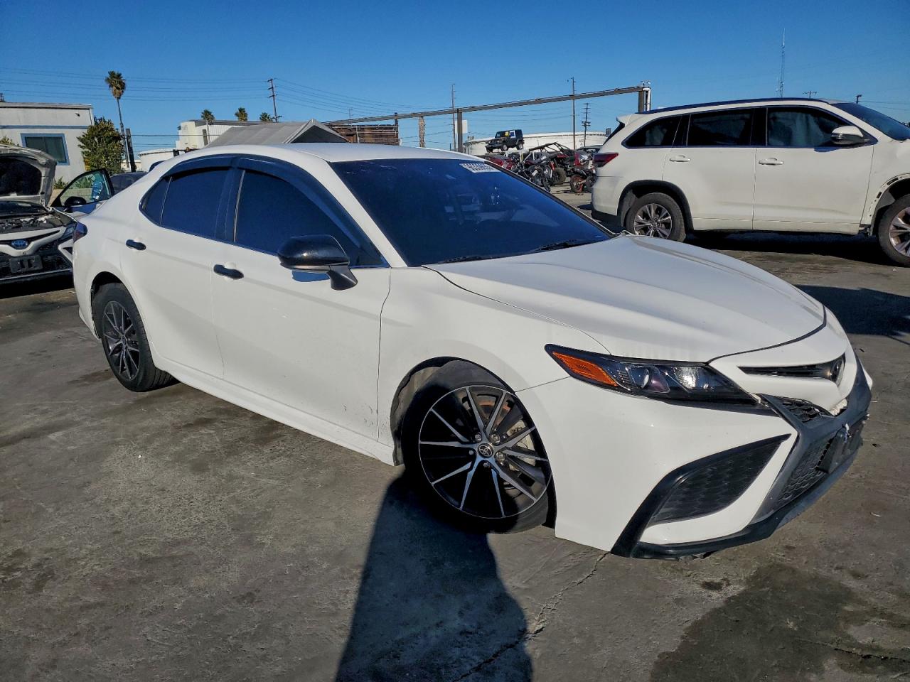 2021 TOYOTA CAMRY SE photo 10