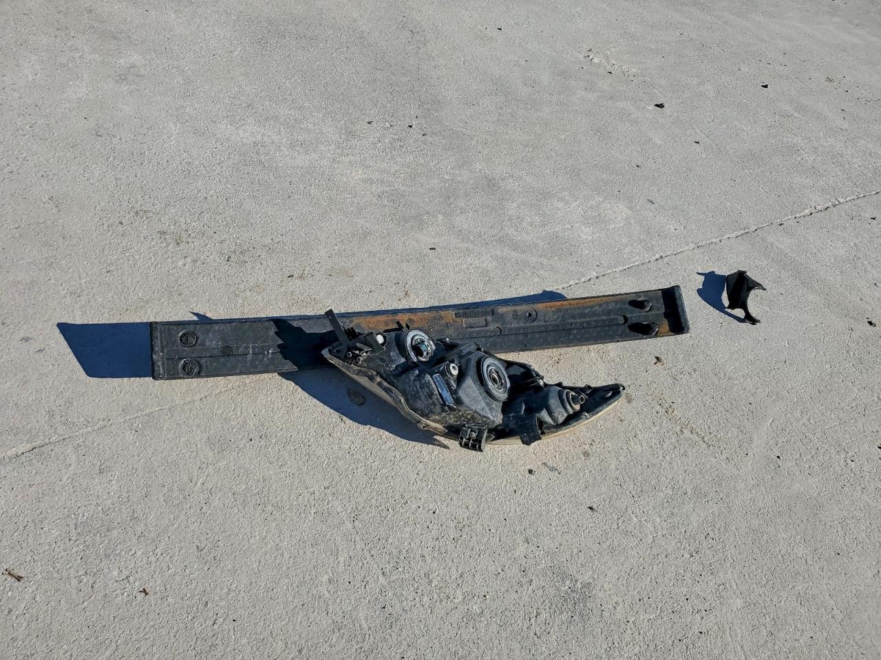 2010 TOYOTA COROLLA BASE photo 34