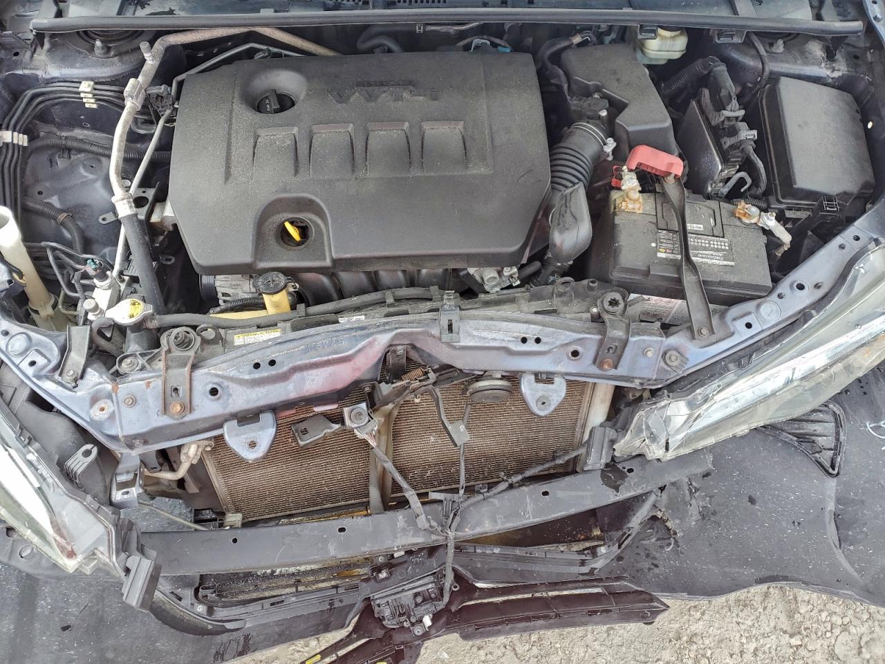 2018 TOYOTA COROLLA L photo 11