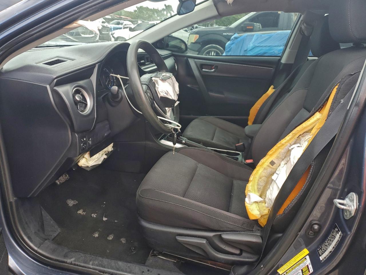 2018 TOYOTA COROLLA L photo 7