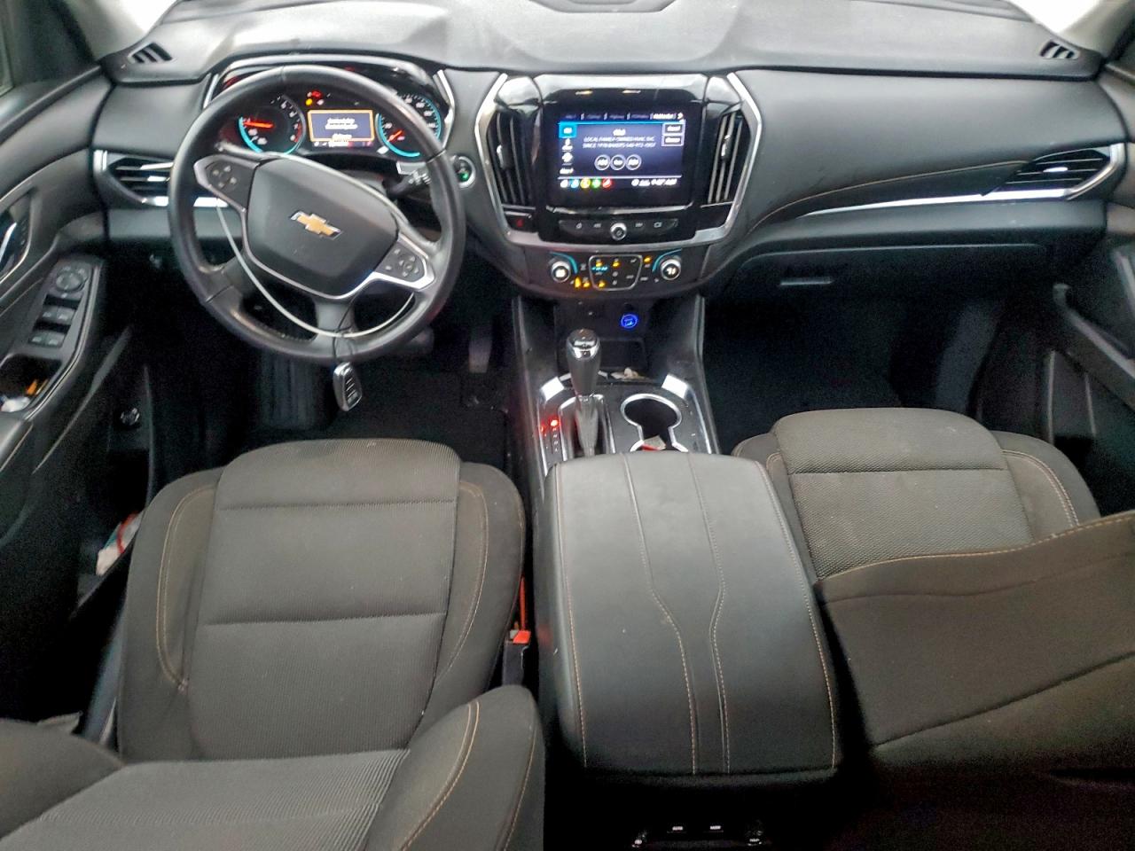 2020 CHEVROLET TRAVERSE LT photo 8
