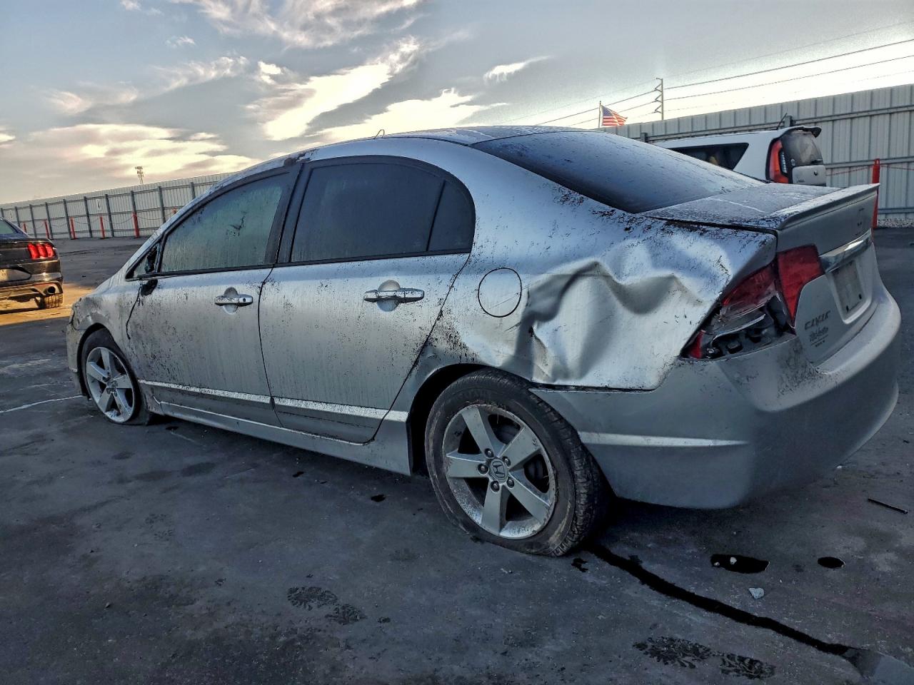 2011 HONDA CIVIC LX-S photo 2