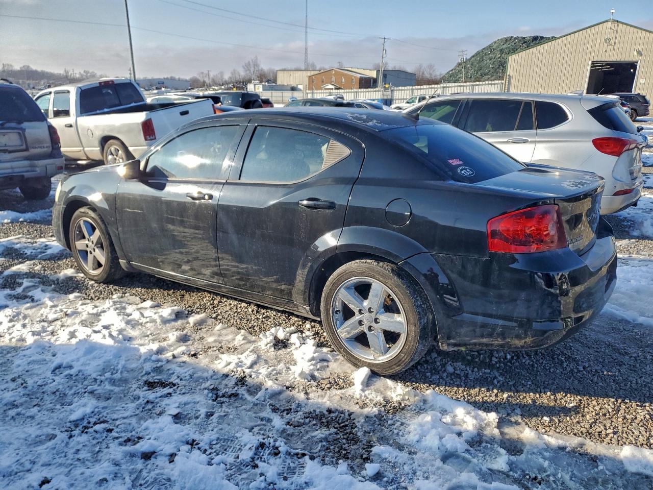 2013 DODGE AVENGER SE photo 2