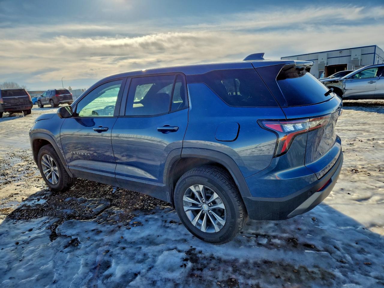 2026 CHEVROLET EQUINOX LT photo 3