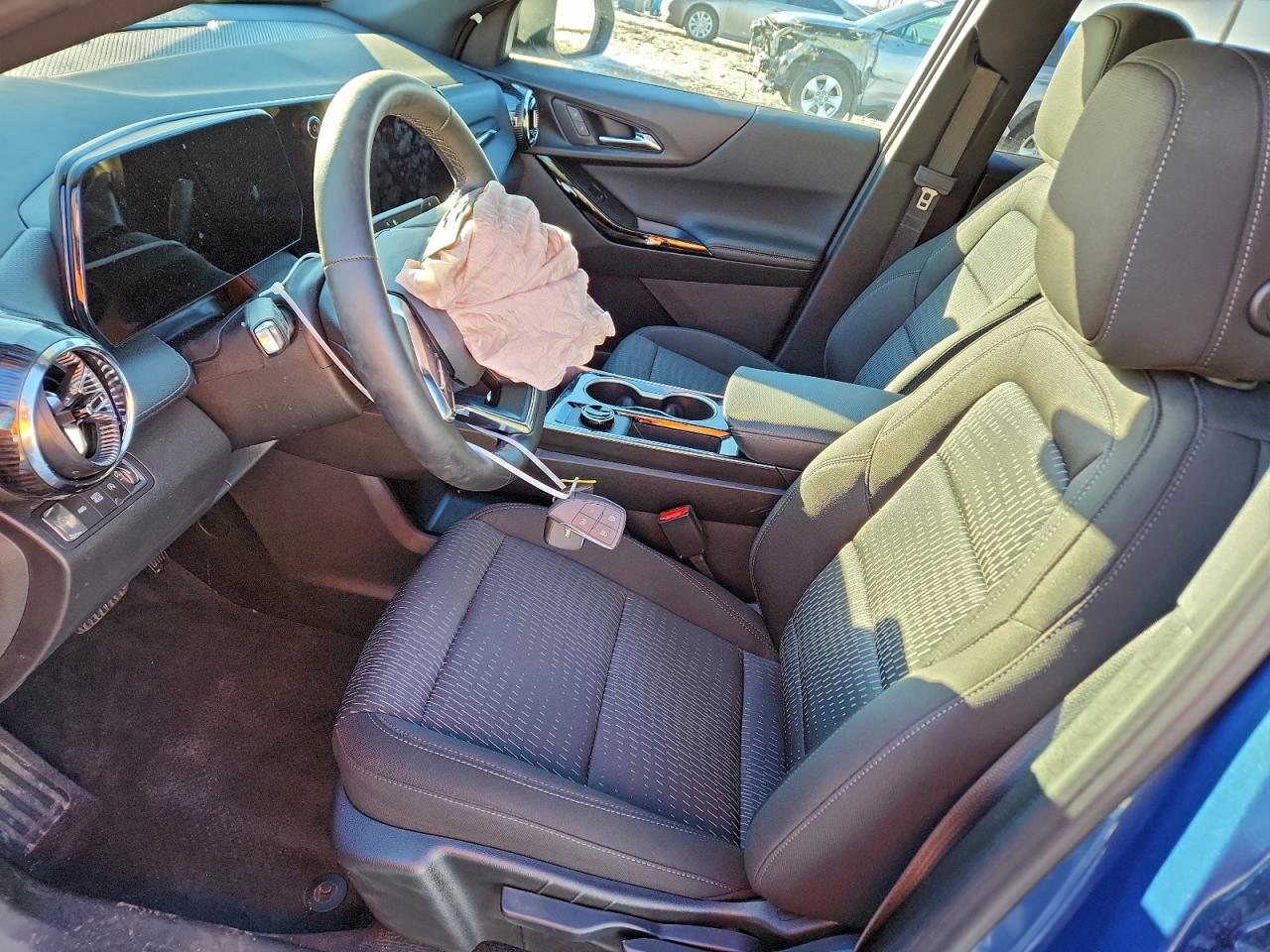 2026 CHEVROLET EQUINOX LT photo 13