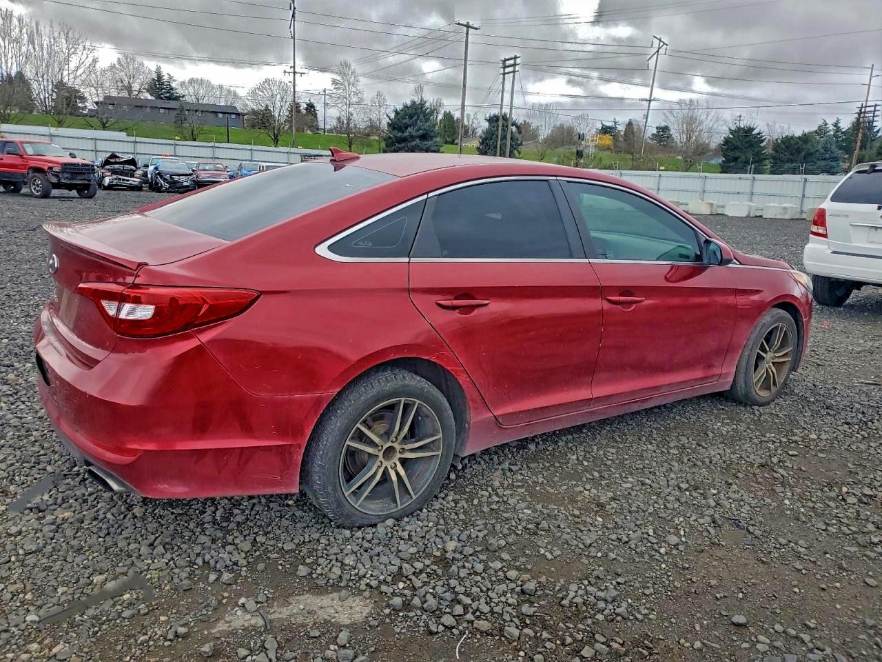 2015 HYUNDAI SONATA SE photo 3