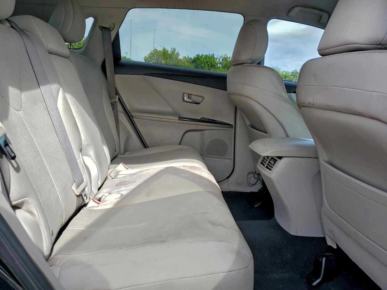 2009 TOYOTA VENZA photo 10