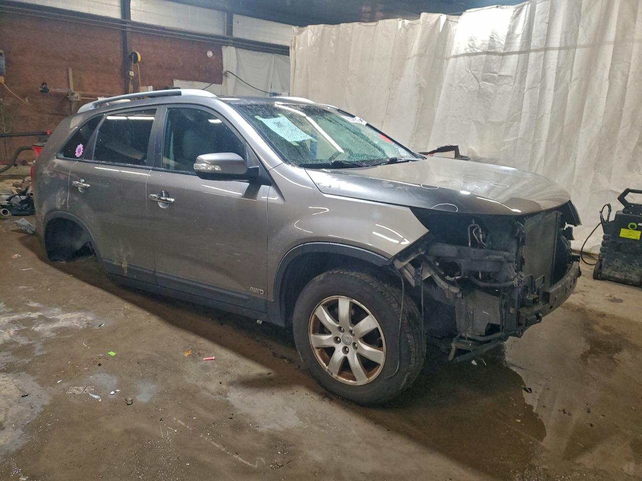 2013 KIA SORENTO LX photo 4