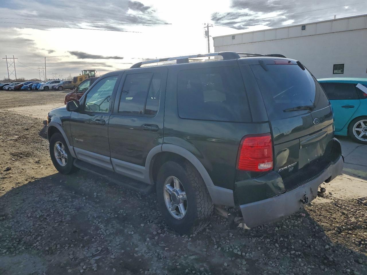 2002 FORD EXPLORER XLT photo 3