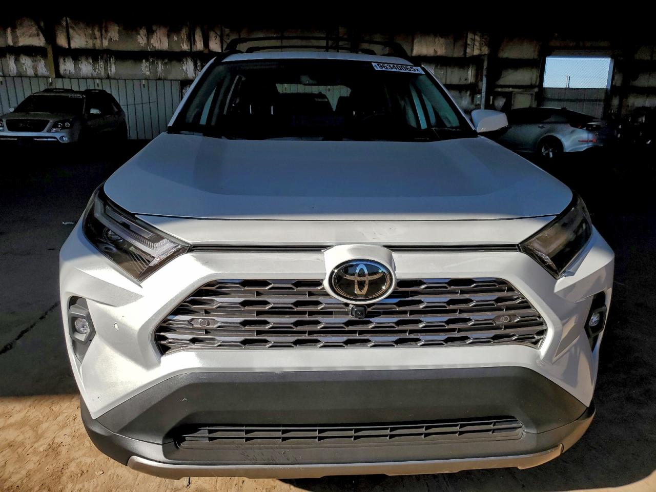 2024 TOYOTA RAV4 LIMITED photo 9