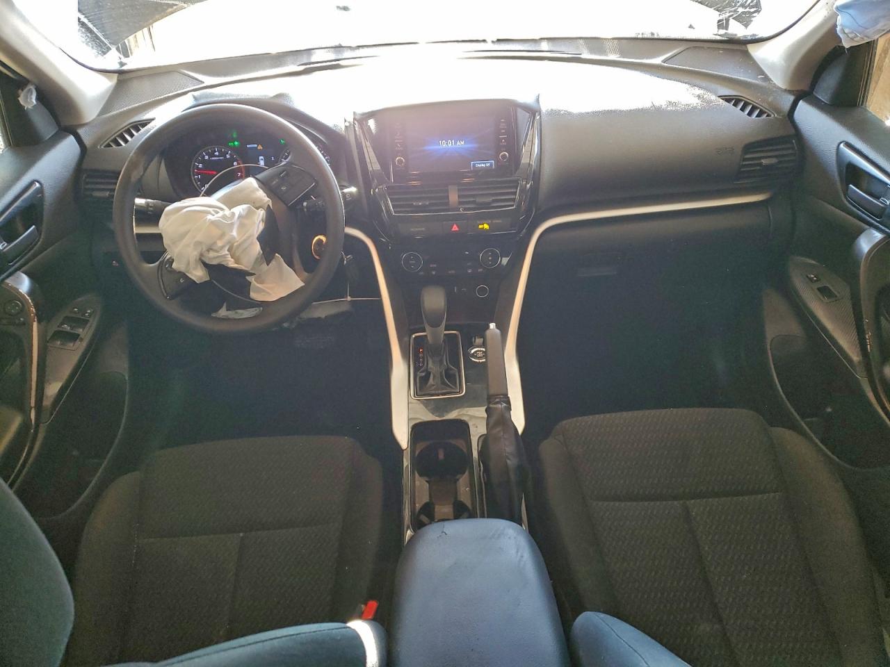 2022 MITSUBISHI ECLIPSE CROSS ES photo 8
