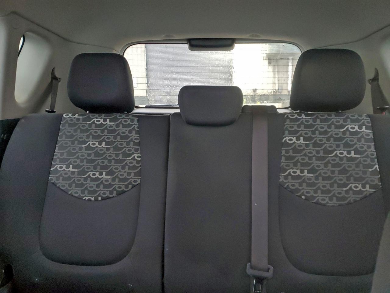 2011 KIA SOUL + photo 10