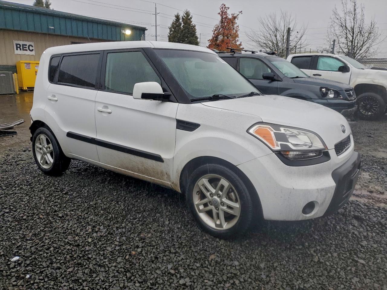 2011 KIA SOUL + photo 4