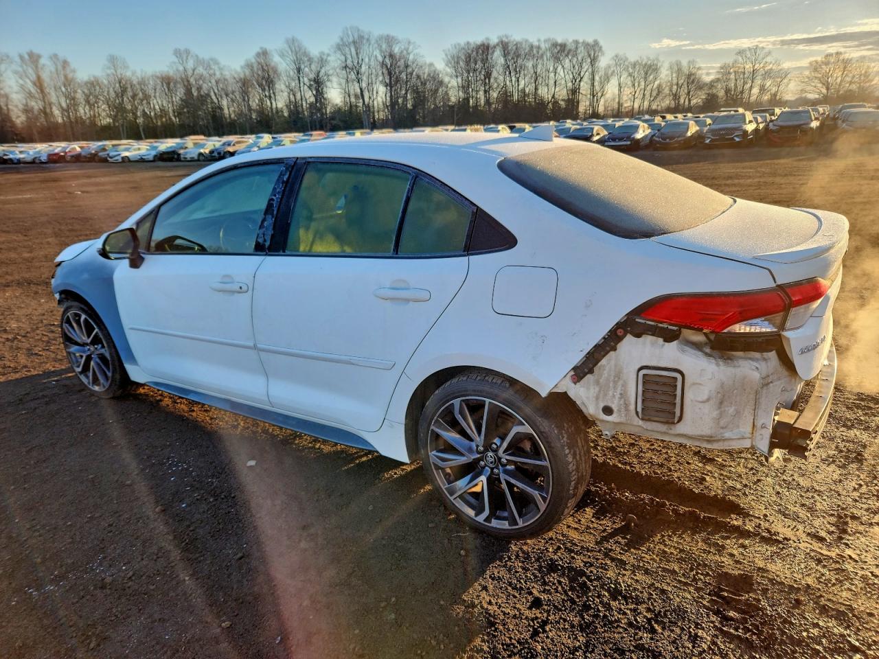 2020 TOYOTA COROLLA SE photo 2