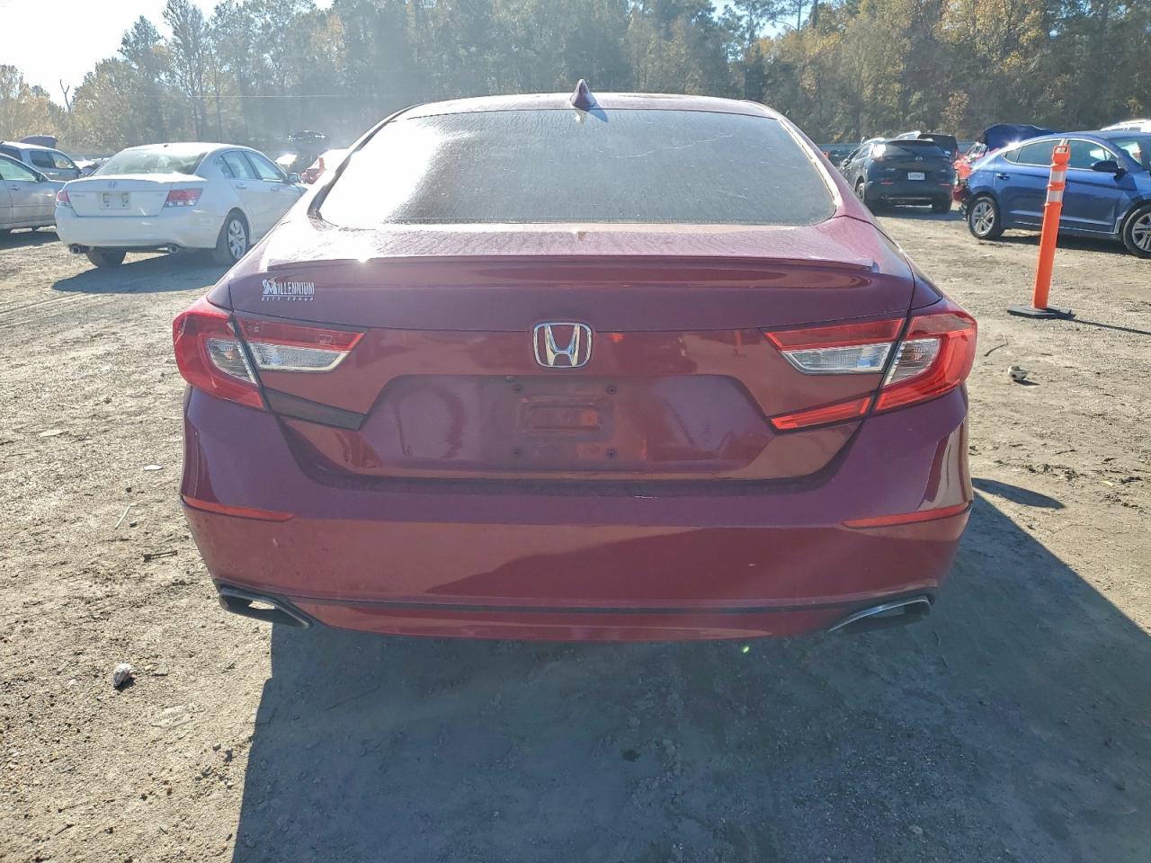 2018 HONDA ACCORD SPORT photo 6