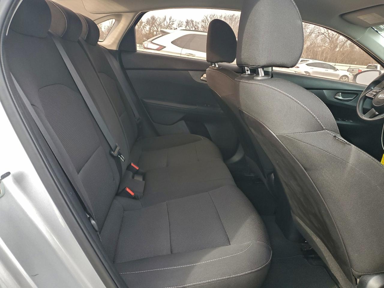 2019 KIA FORTE FE photo 10
