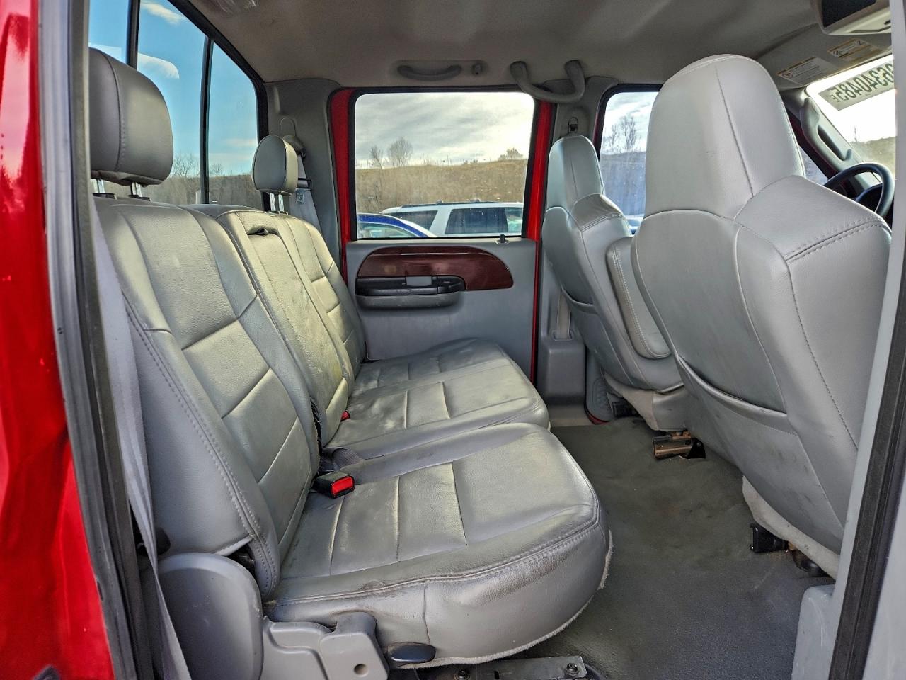 2005 FORD F250 SUPER DUTY photo 28