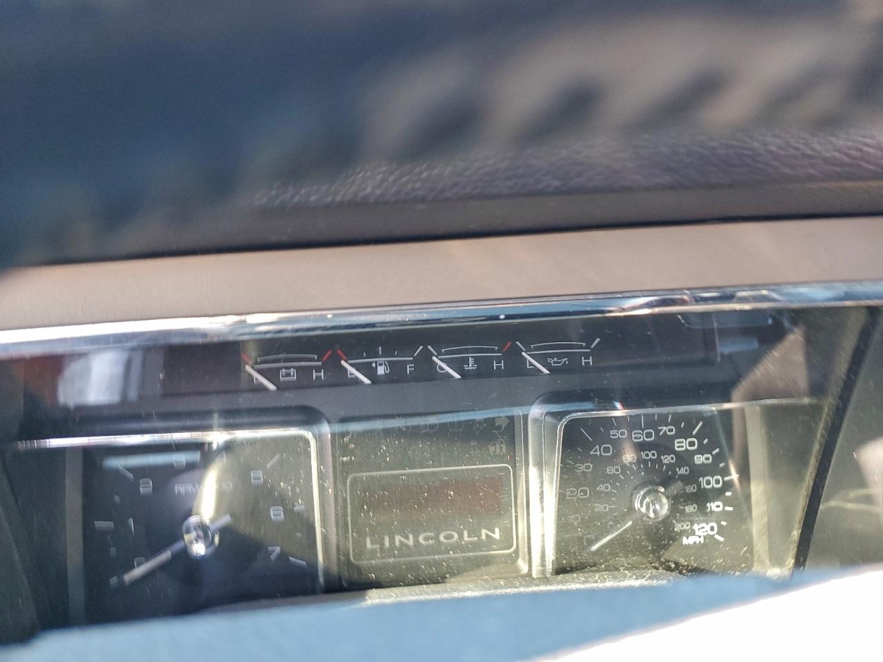 2013 LINCOLN NAVIGATOR photo 9