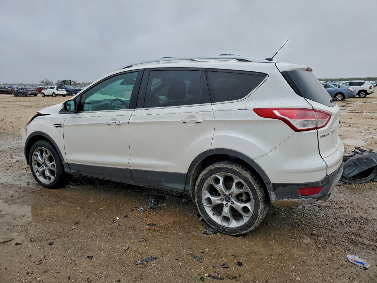 2013 FORD ESCAPE TITANIUM photo 3