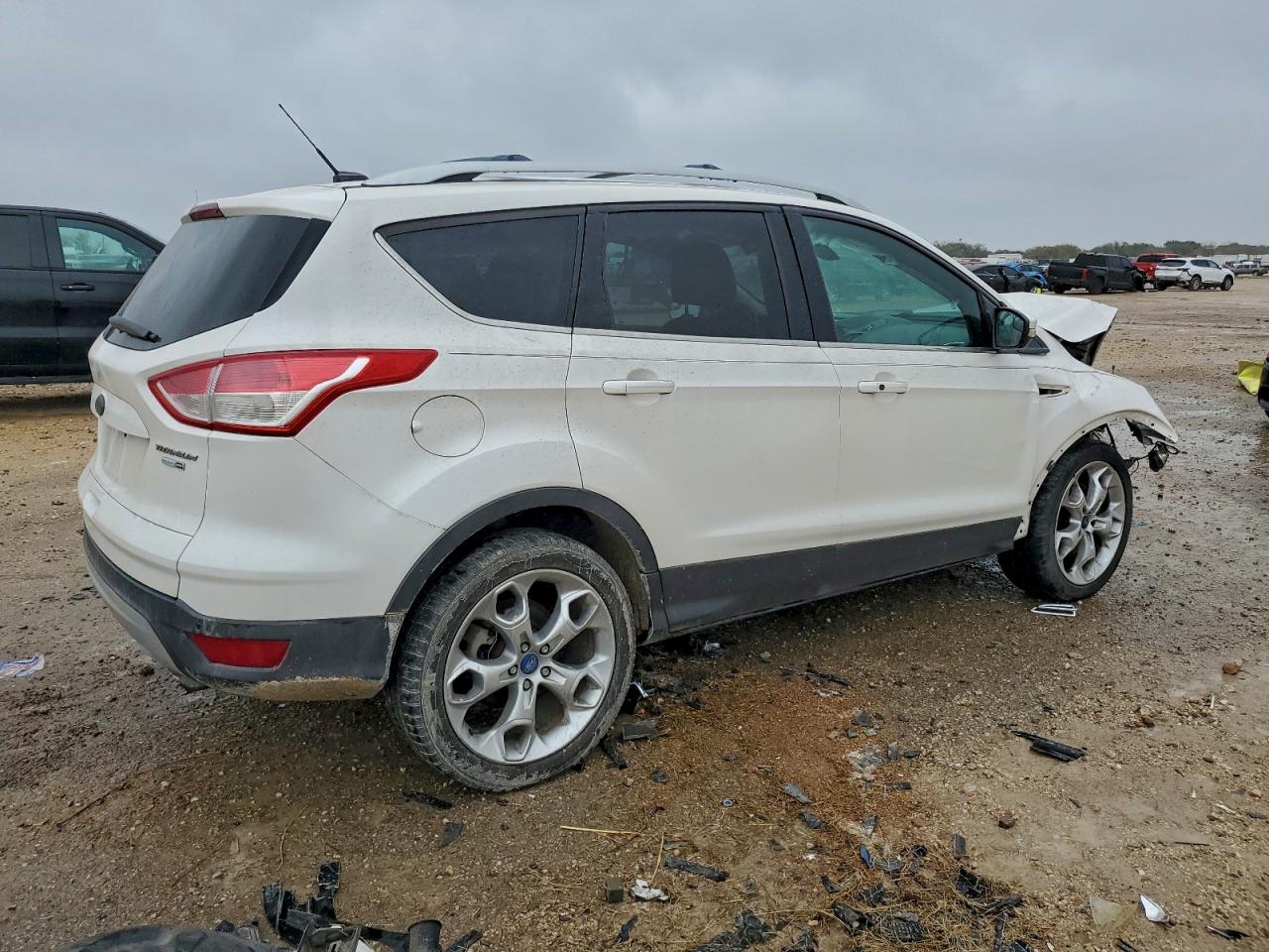 2013 FORD ESCAPE TITANIUM photo 5
