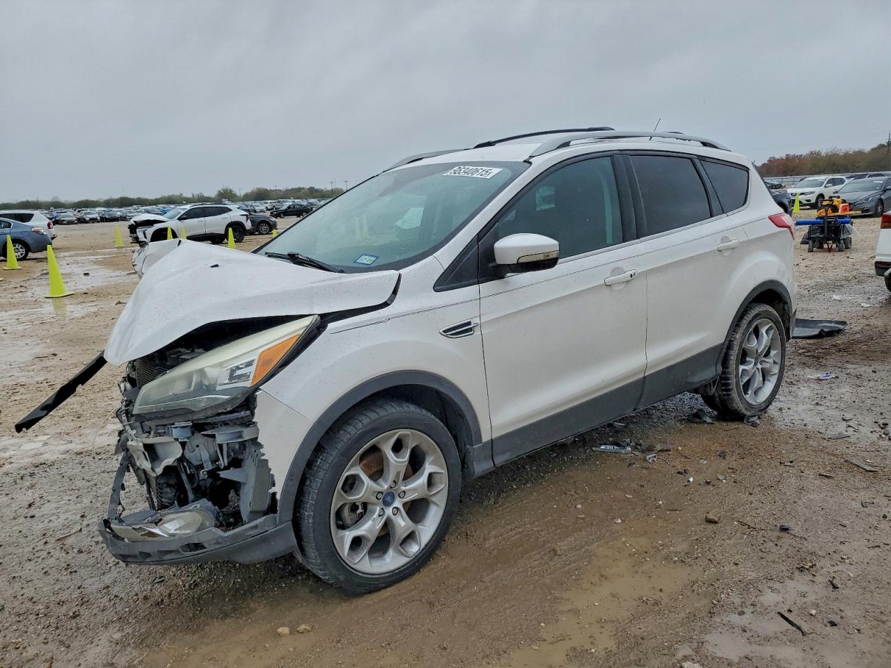 2013 FORD ESCAPE